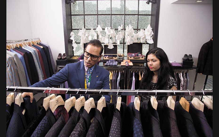 STAGE / 8“I work closely on each garment. it’s a group effort to reach the spirit it evo