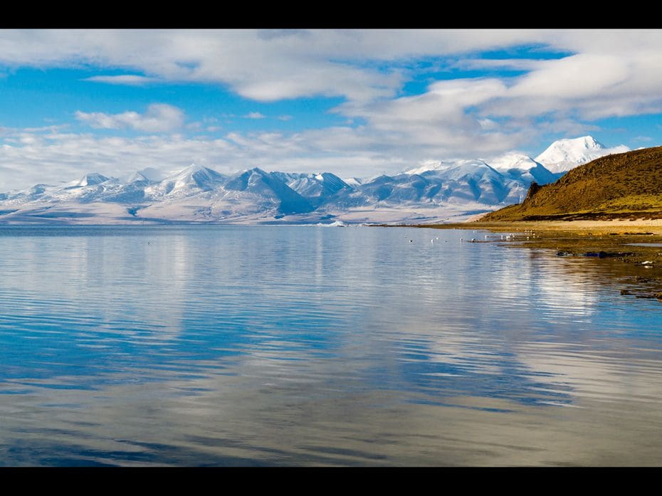 The iridescent blue Mansarovar or ‘Lake of the Mind’ is said to have been born in the mi