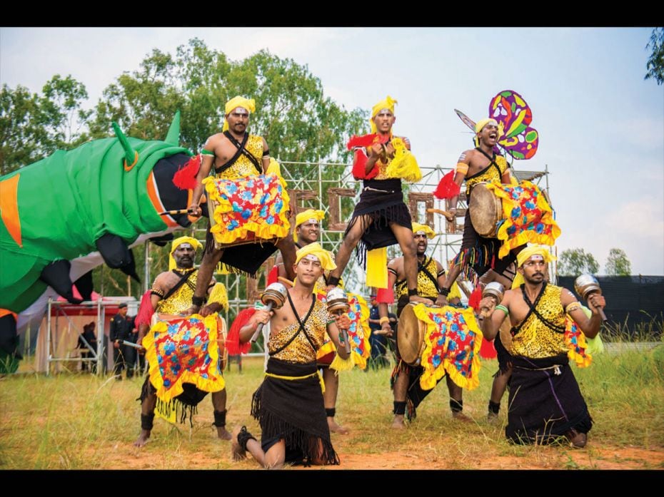 The 2017 festival kickstarted with a traditional Carnatic dance form of Dollu Kunitha               