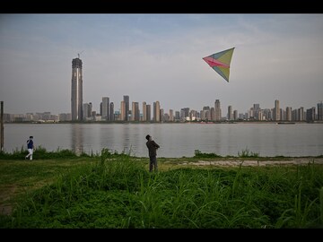 Photos: Life in Wuhan after the 76-day lockdown ends