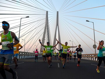 City on the run: Snapshots from the Tata Mumbai Marathon