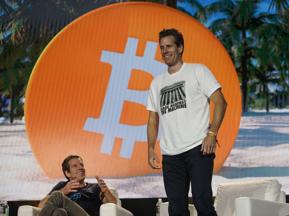 Tyler Winklevoss and Cameron Winklevoss (L-R) creators of cryptocurrency exchange Gemini Trust Co. o