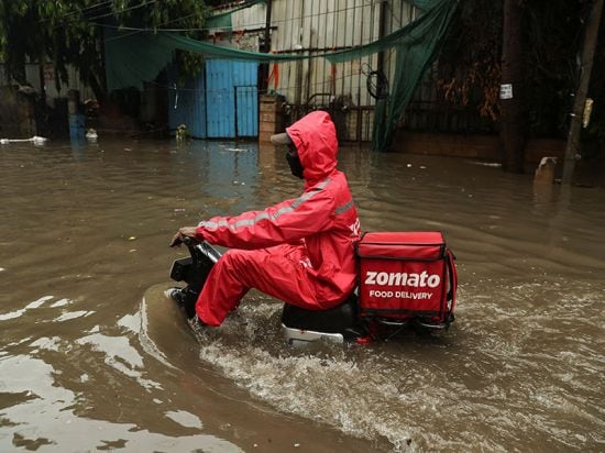 1_WEATHER-INDIA-MONSOON_SM