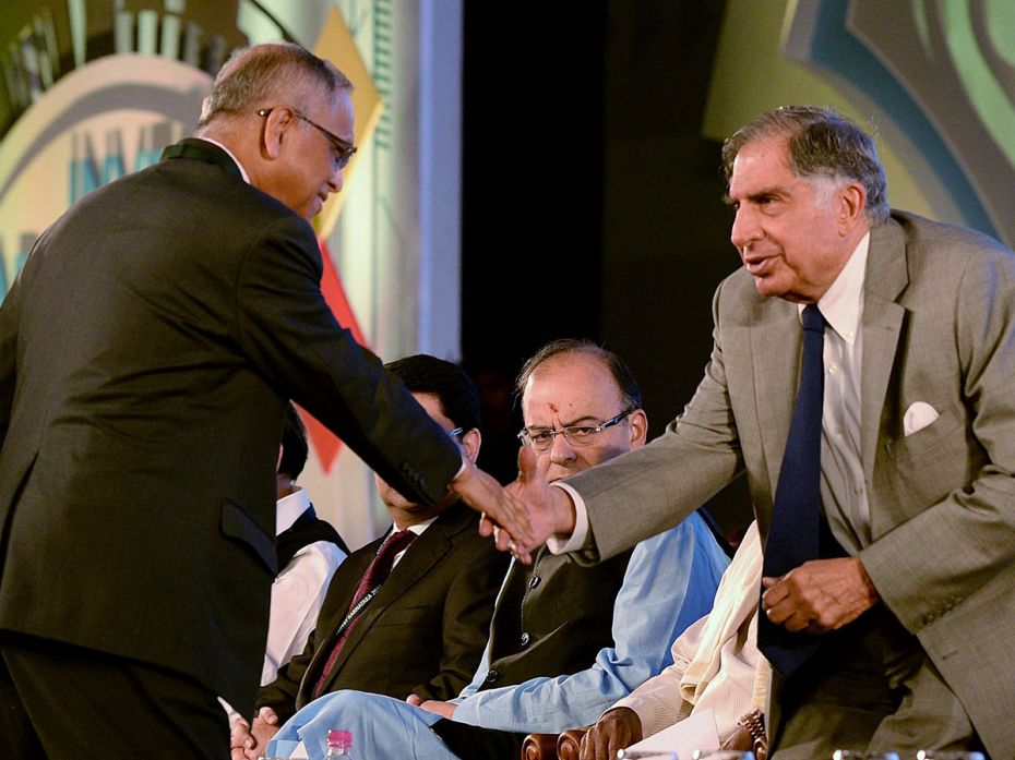 Ratan Tata greets Infosys founder N. Narayana Murthy at the inauguration of the Invest Karnataka 201