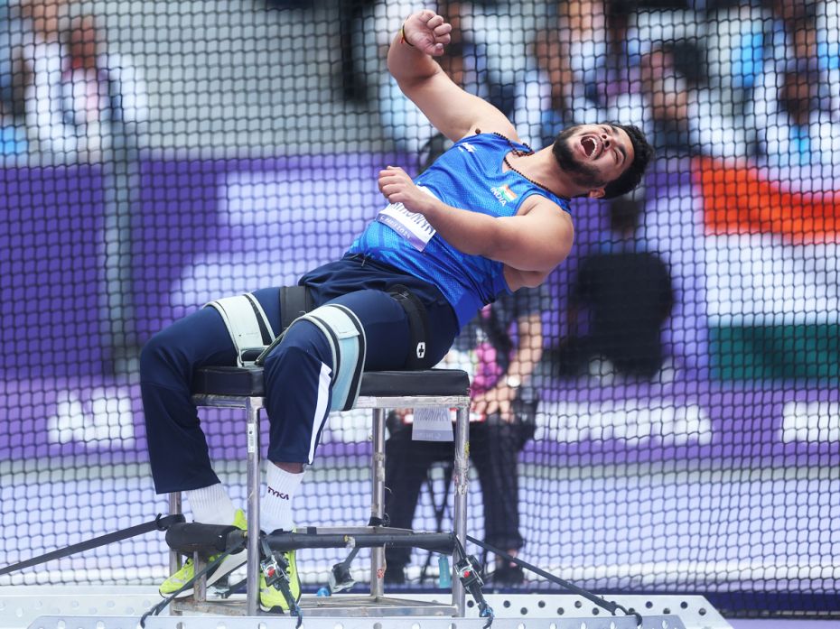 Yogesh Kathuniya - Men's discus throw F56 (Athletics) - Silver
Discus thrower Yogesh Kathuniya clin