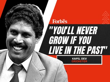 The team makes the leader: Kapil Dev